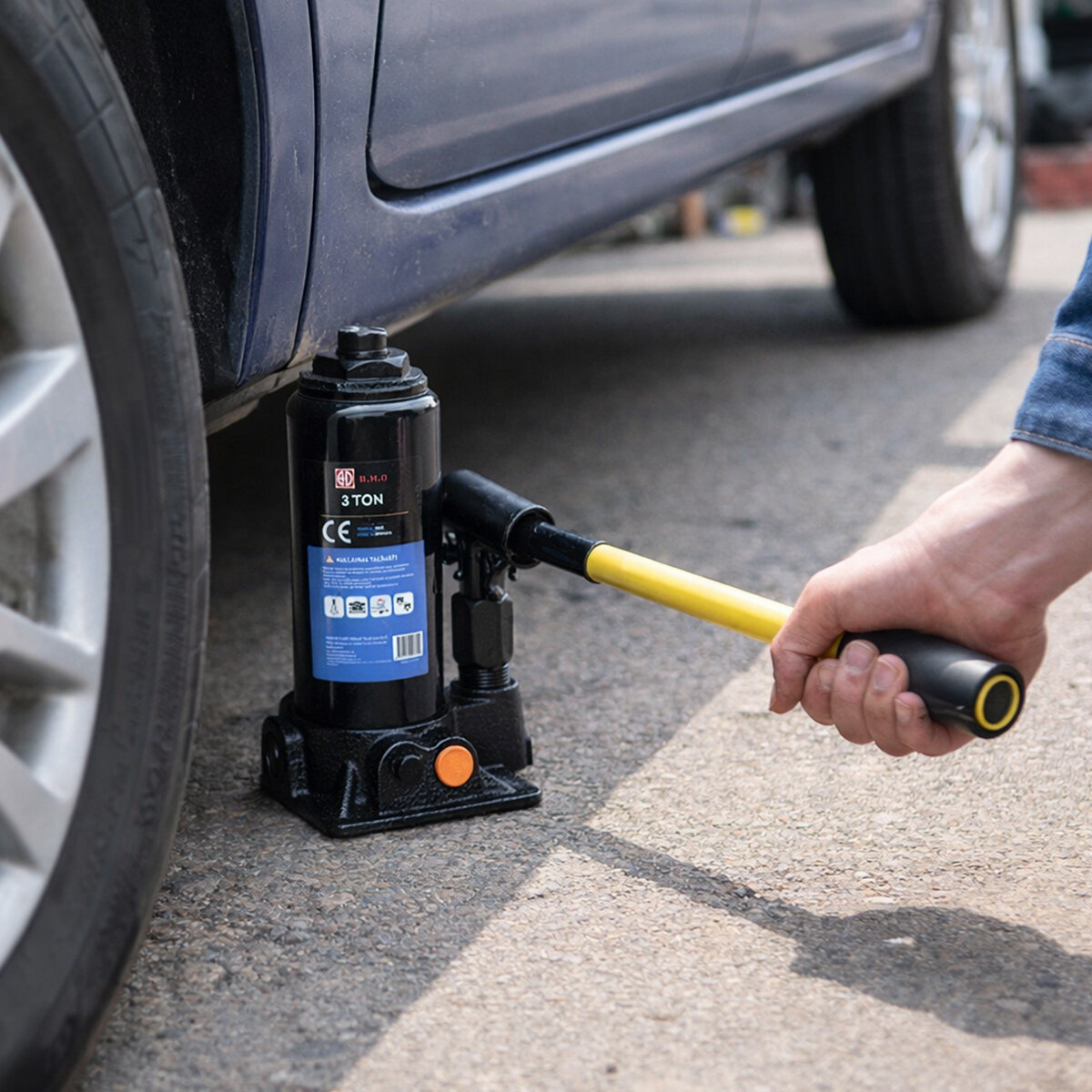 BHD-00370 ( 3 TON  & ŞİŞE ) HİDROLİK KRİKO ( TABAN 115X137 )*8