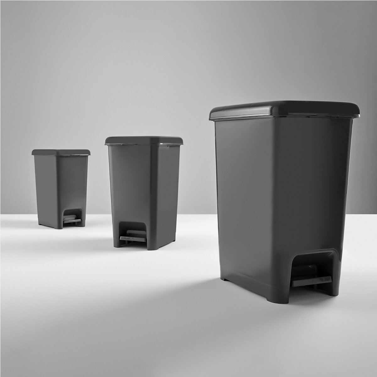 DÜNYA-01045-400&410 SLİM ( SİYAH & SEDEFLİ GRİ ) ( 60LT ) ( PEDALLI ) ÇÖP KOVASI ( 490X356X632MM )*4=K